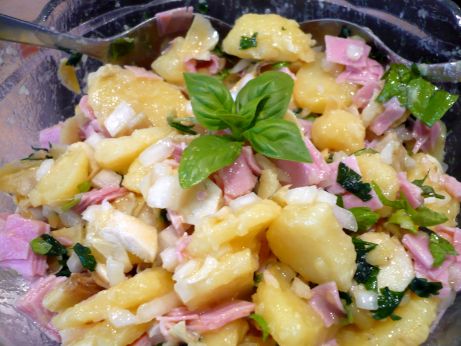 Kartoffelsalat mit Artischocken