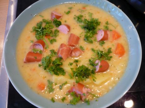Kartoffelsuppe mit Wrstchen
