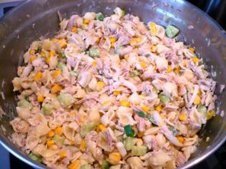 Nudelsalat mit Thunfisch