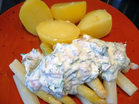 Spargel mit Kse-Schinken-Sauce