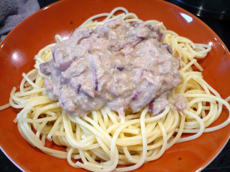 Spaghetti mit Thunfisch-Pasta