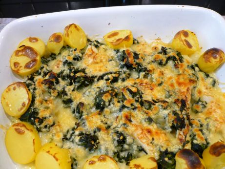 Spargel mit Spinat berbacken